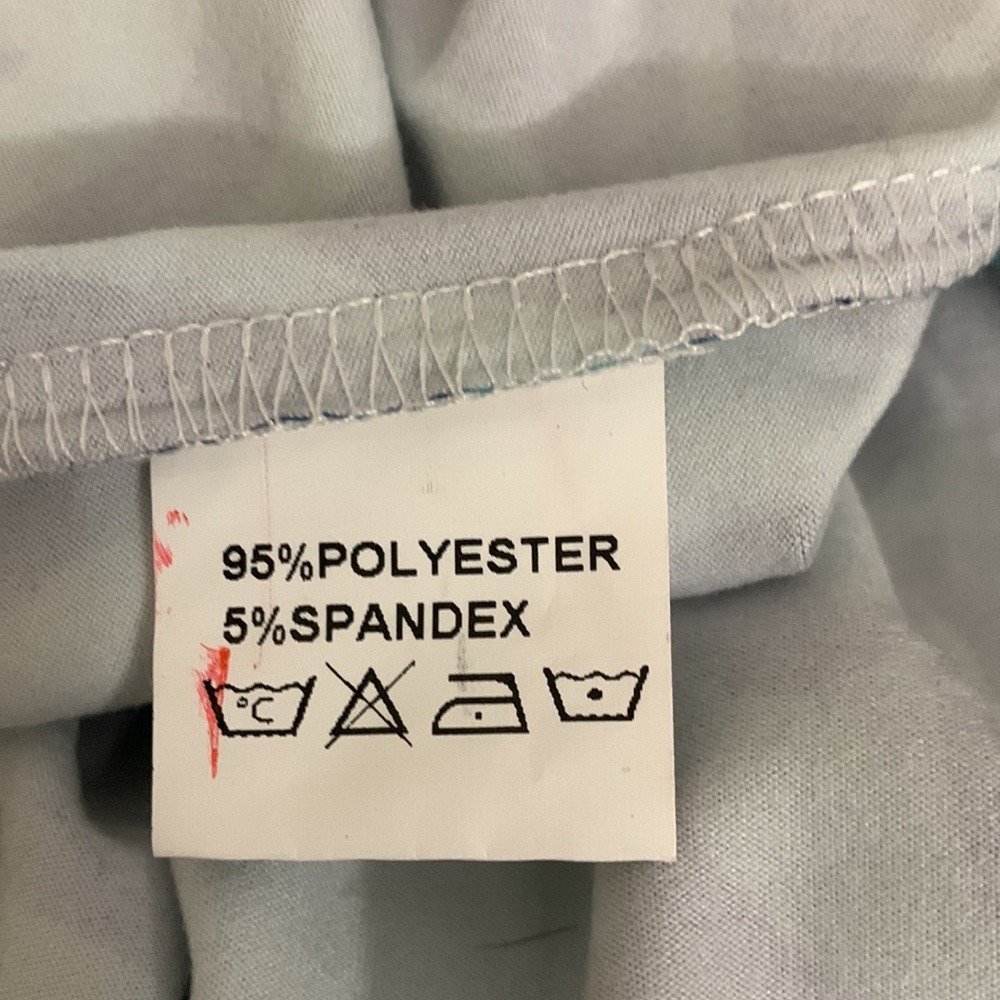 ❌SOLD❌Blue & Green -Size L - NEW! NEVER WORN! - Picture 7 of 7